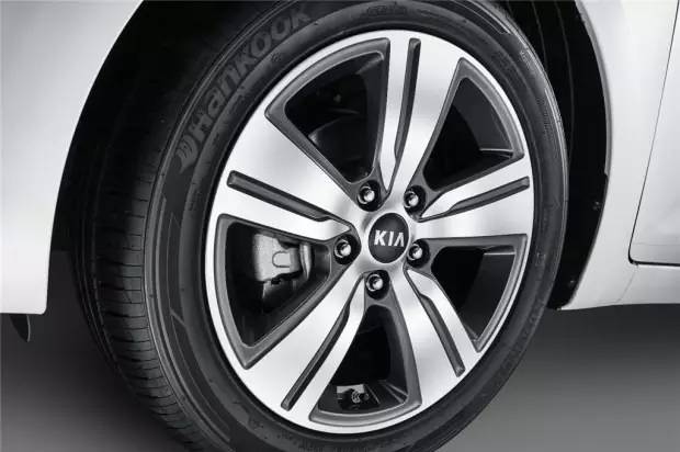 起亚k4的特点优势介绍点是什么,起亚k4七年11万公里值得买么