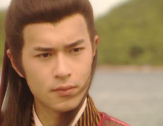 圆月弯刀渣男,圆月弯刀颜值