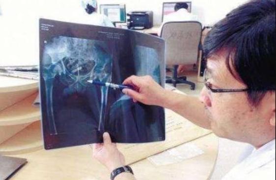 18岁女生发现自己没来例假,18岁女孩不来月经各项检查正常