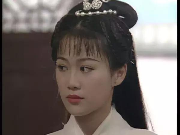 圆月弯刀渣男,圆月弯刀颜值