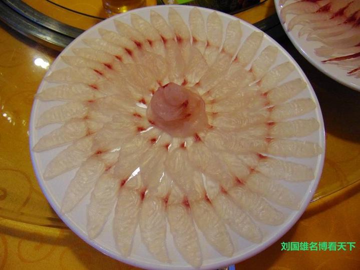 南宁建政路小吃街和中山路美食街,你在南宁吃过什么美食