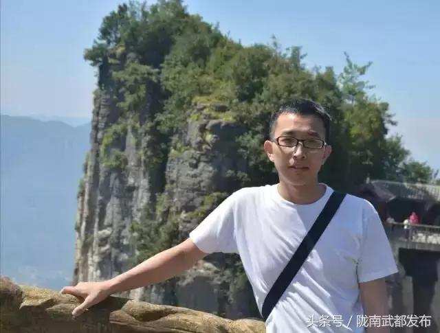 坐下来好好聊聊,坐下来好好聊一聊图片