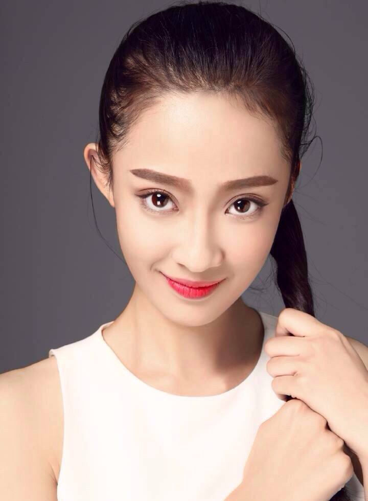 95后小花关晓彤张雪迎,张雪迎演技惊人秒杀关晓彤