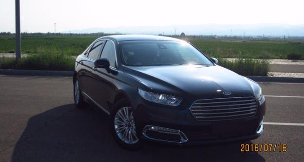 为什么觉得迈腾比奥迪a6l空间大,奥迪a6l和迈腾330豪华对比