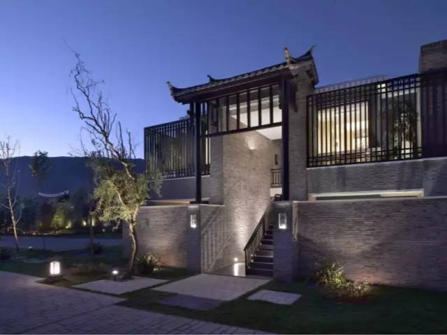 玉龙雪山下奢华民宿,丽江悦榕庄三卧