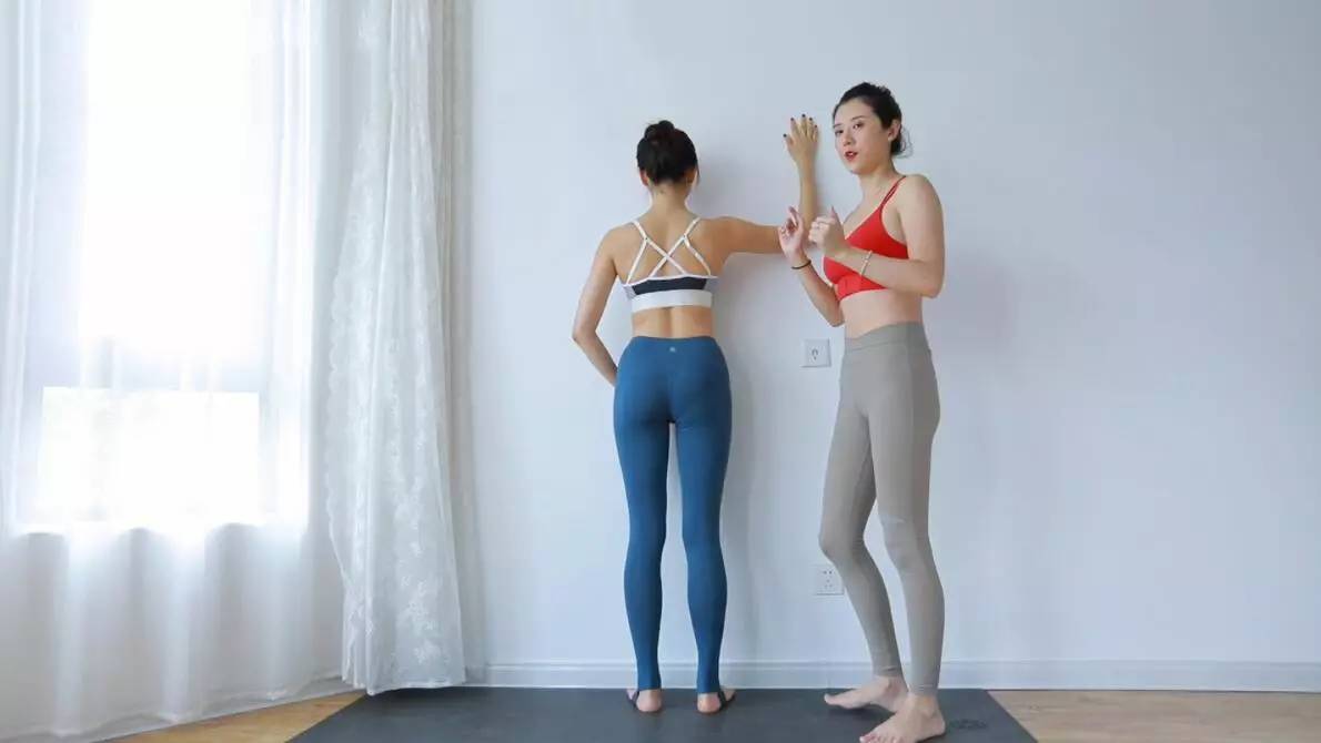 胸下垂松软怎样让胸部变饱满挺拔,胸部下垂怎么调整从此告别小胸女