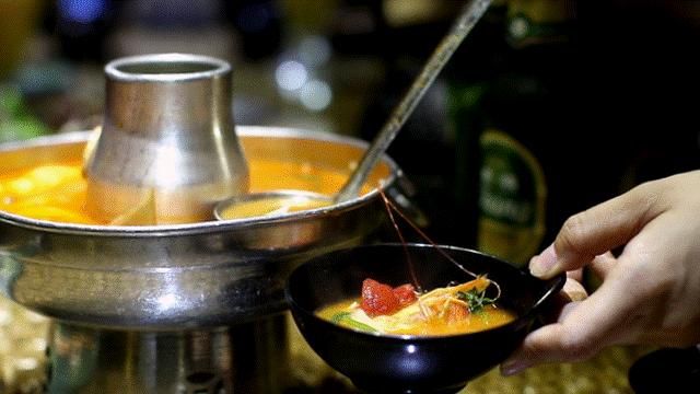 泰国冬阴功汤世界第一美食,泰国名菜冬阴功汤