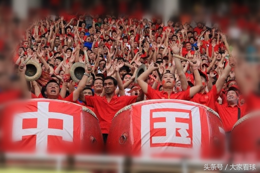 一封情书送给祖国,一封家书致英雄