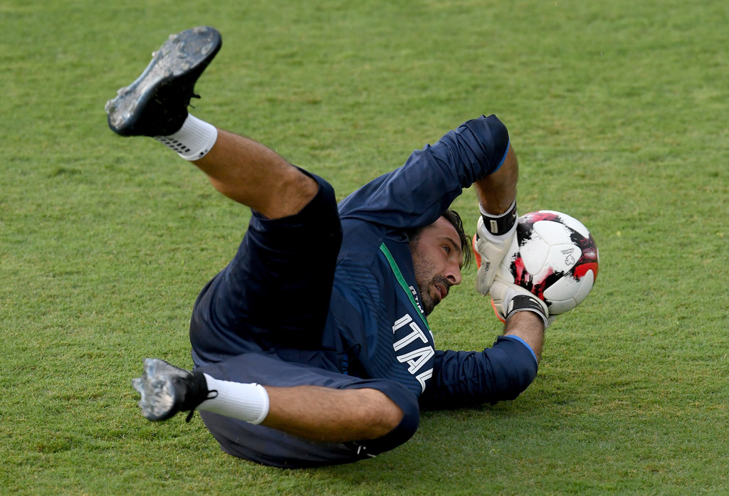 pumafuture足球鞋中端和低端区别,puma足球鞋顶级和次顶级区别