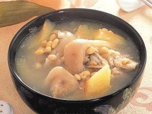 猪身上这部位原来是一剂良药,但很多人嫌弃它脏全给扔了!