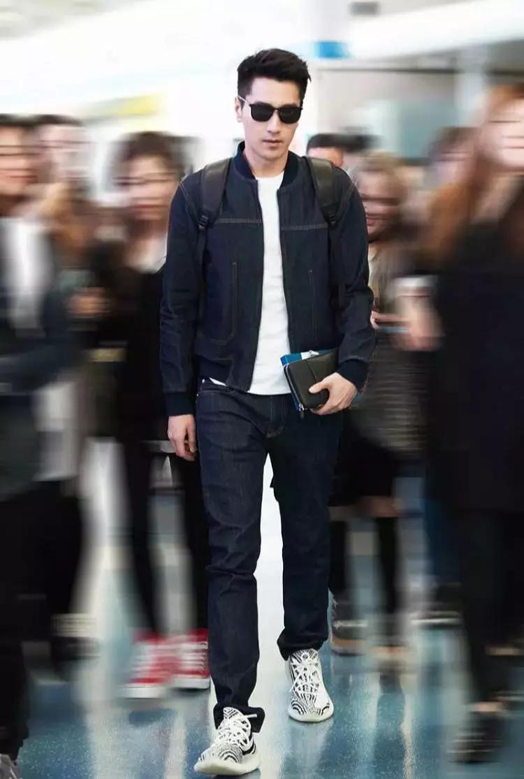 终于知道娱乐圈哪对CP爱撒狗粮了，隔着屏幕都闻到恋爱的酸臭味