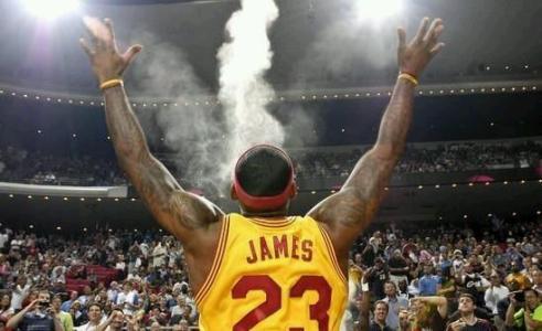 为什么那么多人不喜欢詹姆斯,年轻球员不喜欢詹姆斯