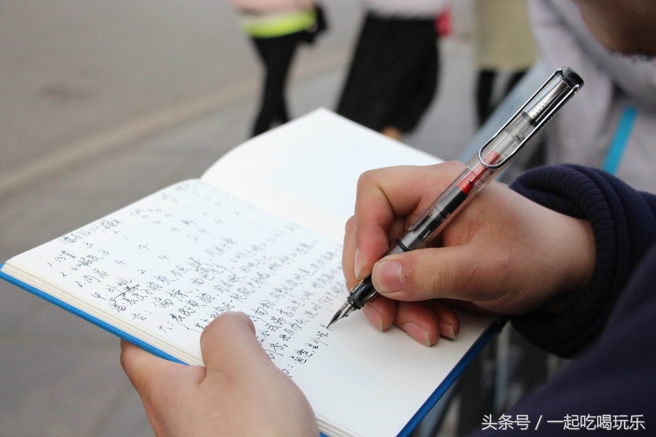 南京暴走,南京正新鸡排最火爆