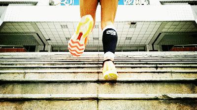 梯度压缩，稳定前行│CompressportR2V2压缩腿套体验测评