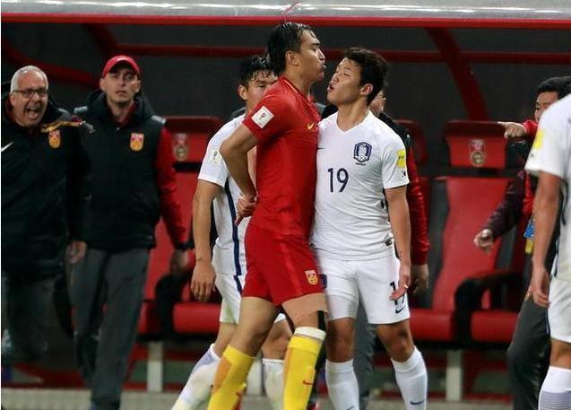 里皮给国足带来希望,里皮怒怼裁判