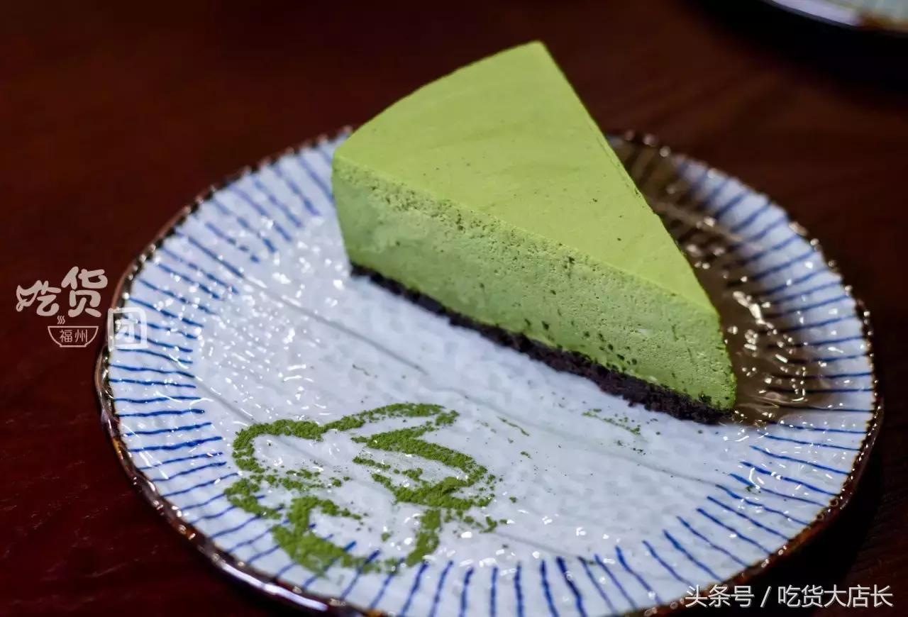 开在樱花树里的抹茶店，被这只兔子绿了也心甘情愿！