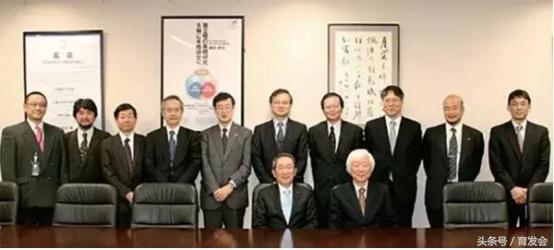 日本专利专攻白发何首乌洗发水,日本新技术成功解决脱发秃顶