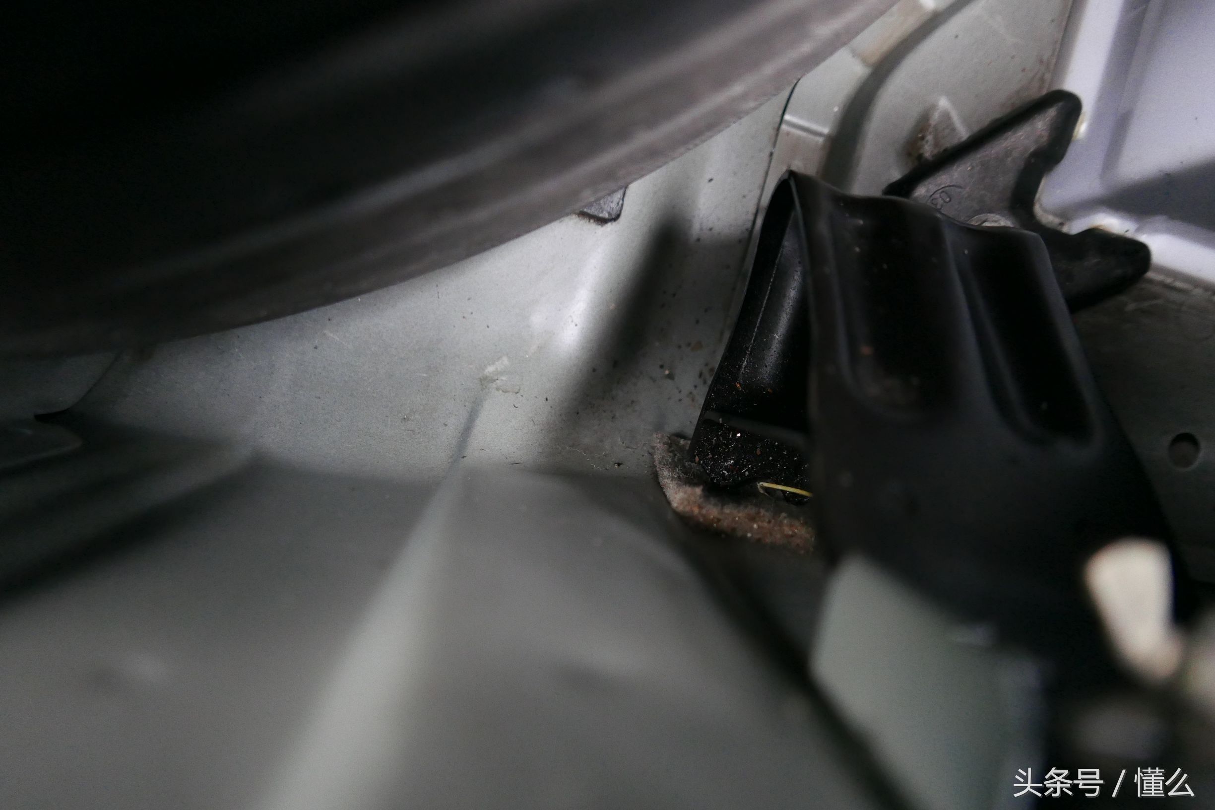 宝马7系m760深蓝色,宝马7系老款e66试驾