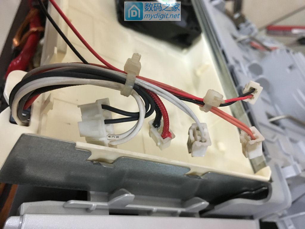 日本电饭煲拆解上盖,日本本土三菱电饭煲上盖拆解视频