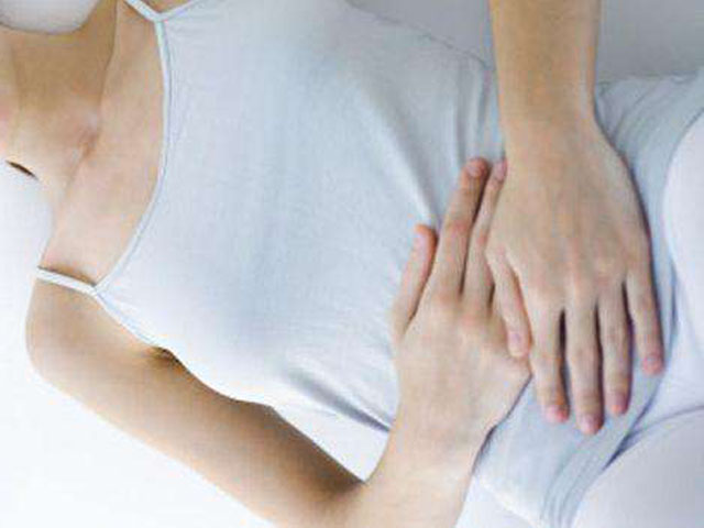 大姨妈有黑色一粒一粒的小血块,我的大姨妈为什么都是半夜来