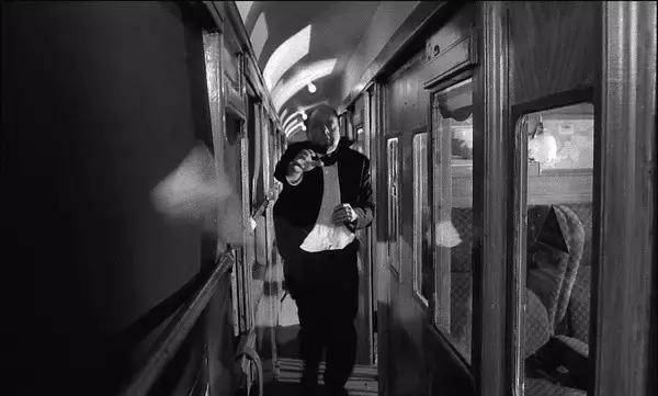 恐怖电影推荐前十名鬼片清单,必看的十部顶级恐怖片目录