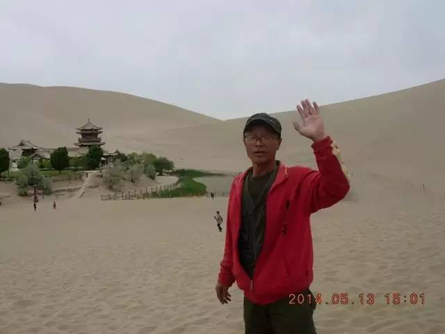 带着老伴穷游,开房车带老伴穷游