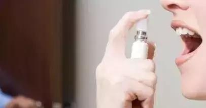 刷牙时水里放一物,刷牙水里加点盐能去口臭