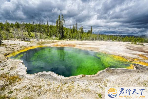 最震撼的油画温泉,君行天下之健步如飞