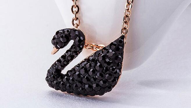 饰品是女人最爱的情人！想跟配饰谈一场不会分手的恋爱