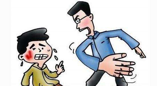 体罚学生打手心打到哭,小学生被体罚被打