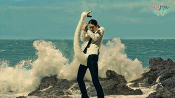 安装在*体下**的手机架？岛国人民的脑洞污到极致