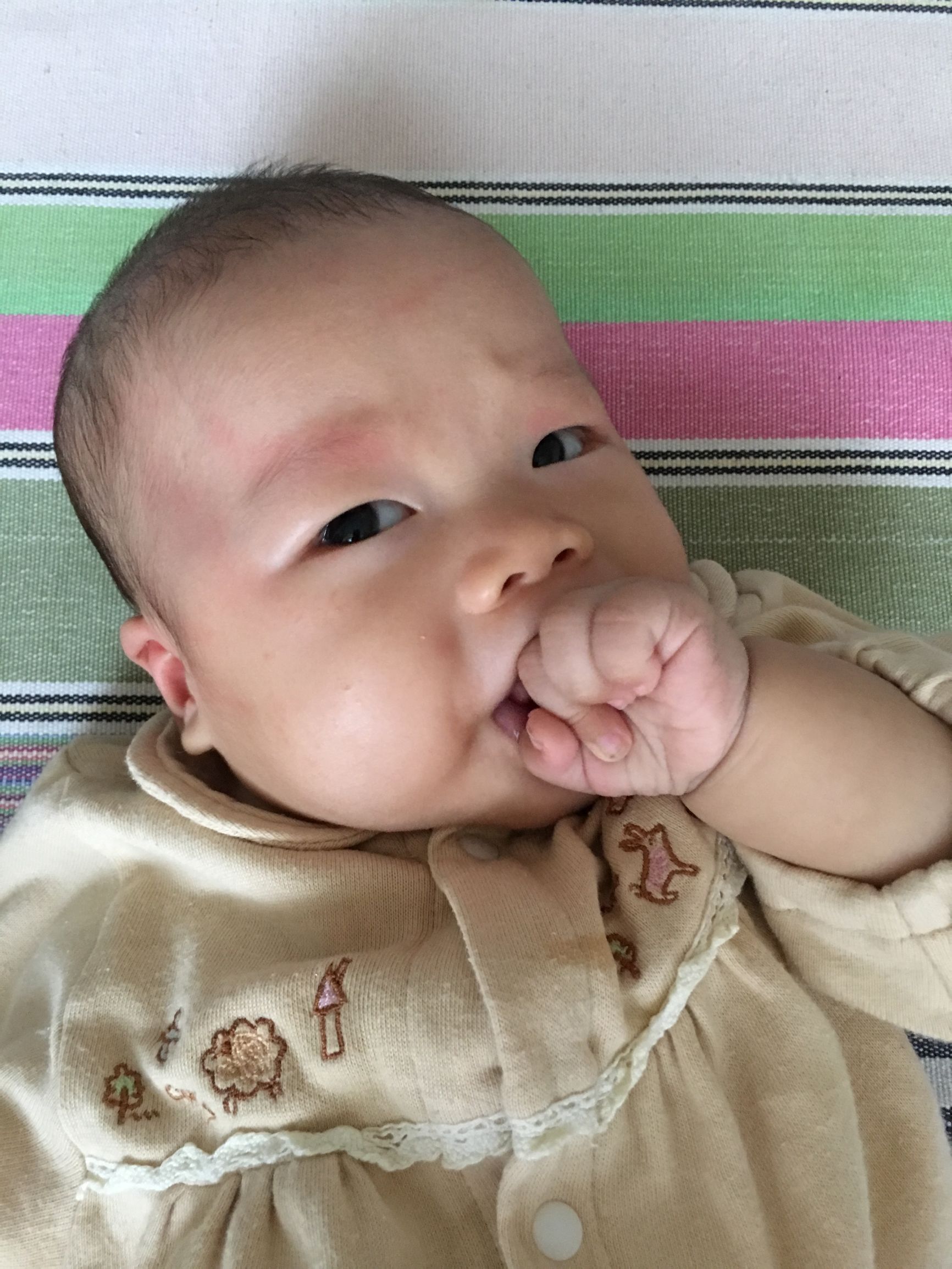 三个月婴儿发育标准表图片,三个月宝宝的发育实录