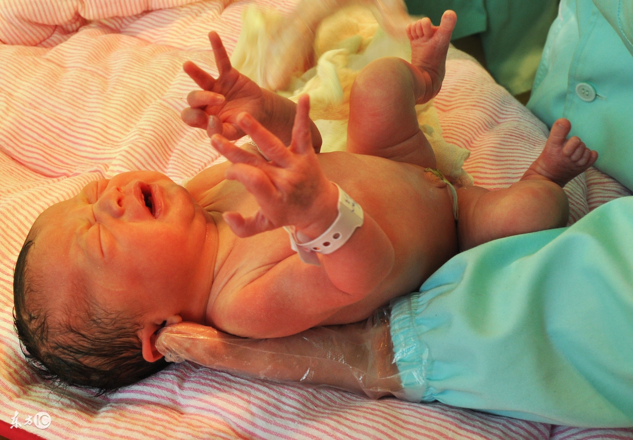 顶级妇产科专家：如何判断要顺产还是剖腹产