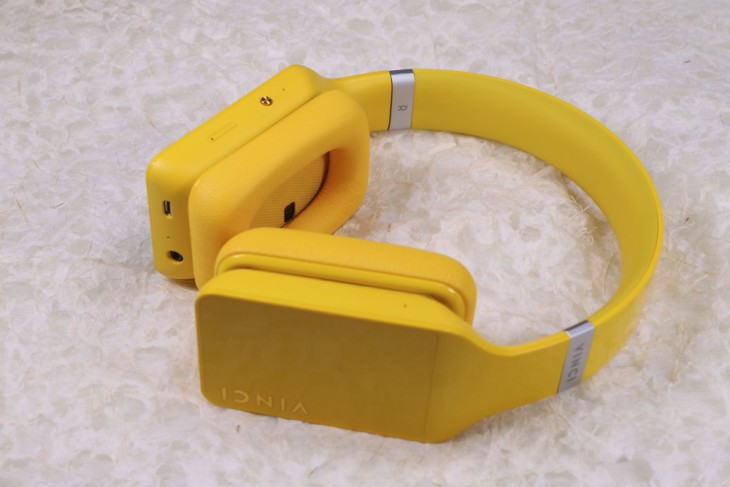 耳机带屏幕,耳机带液晶显示屏