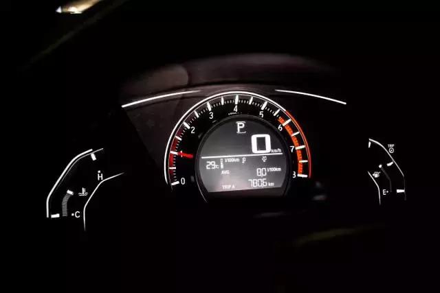 半斤与八两差多少,半斤和八两差三两