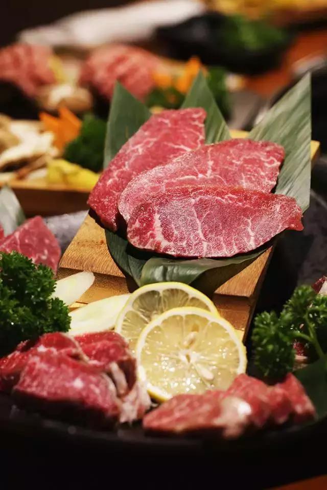 伊势丹楼上,爱和牛寿喜烧自助伊势丹