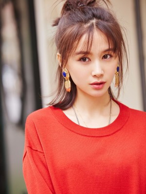 女人眼窝深显老怎么办，如何挽救重塑闪亮美眸？