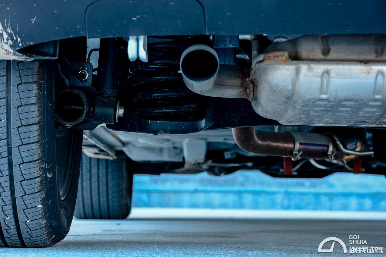 suv弯道王,中华v3全新一代