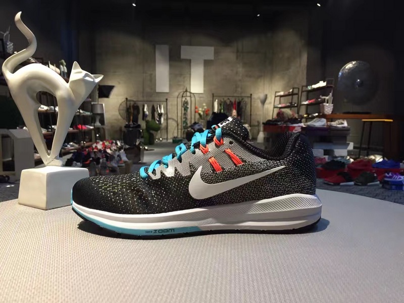 nike登月跑鞋适合跑步吗,nike登月鞋适合夏天穿吗