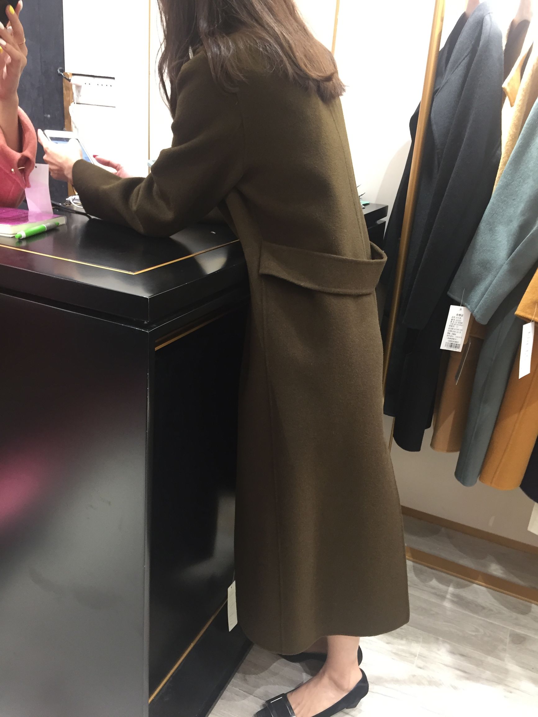 十三行服装批发年底大清仓,十三行服装批发视频