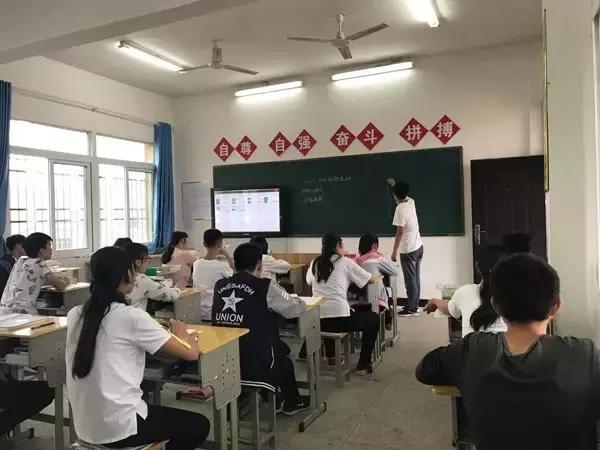 致老师｜潜山的你永远最美