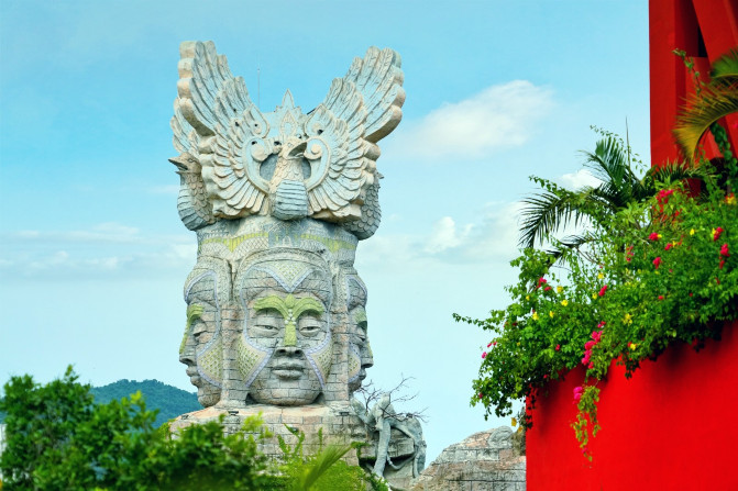 三亚国庆游,国庆节快到了约个男朋友回家