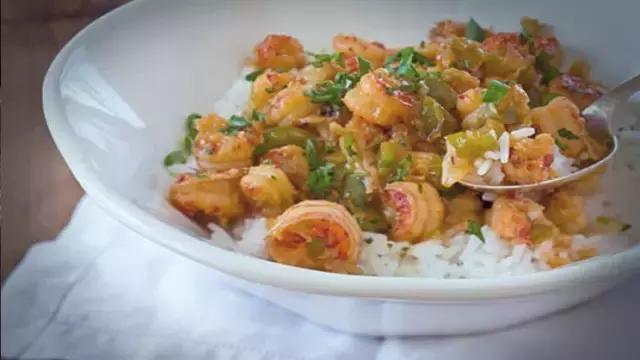 小龙虾的种类及吃法,如何吃小龙虾的方法和图解