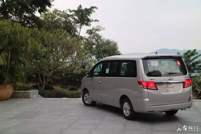 7座车推荐10-20万家用耐用省油型,7座suv车型10万左右省油自动挡