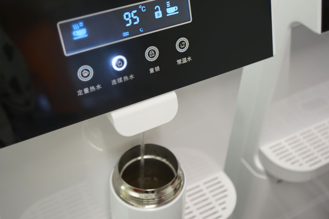 YEEHO智能焖烧杯怎么样,无火无电智能电饭煲