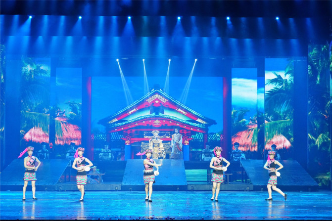 带着宝贝去旅行，遇见三亚遇见海