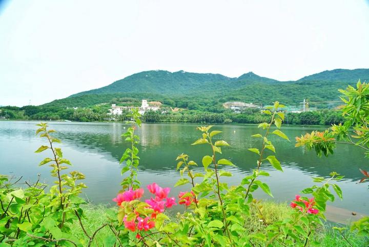 带着宝贝去旅行，遇见三亚遇见海