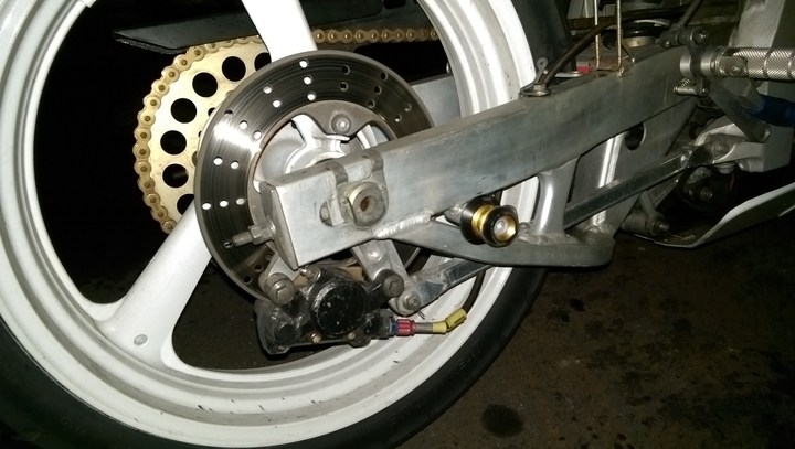 试驾89款雅马哈TZR250二冲程运动摩托车