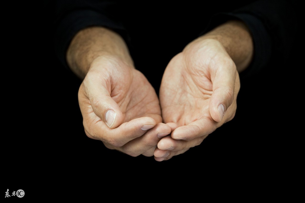 年轻人手抖的10大疾病征兆是什么,老年人手抖腿抖是什么病的征兆