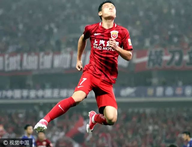 大咖！今晚《五星足球》，申花新主帅来了！